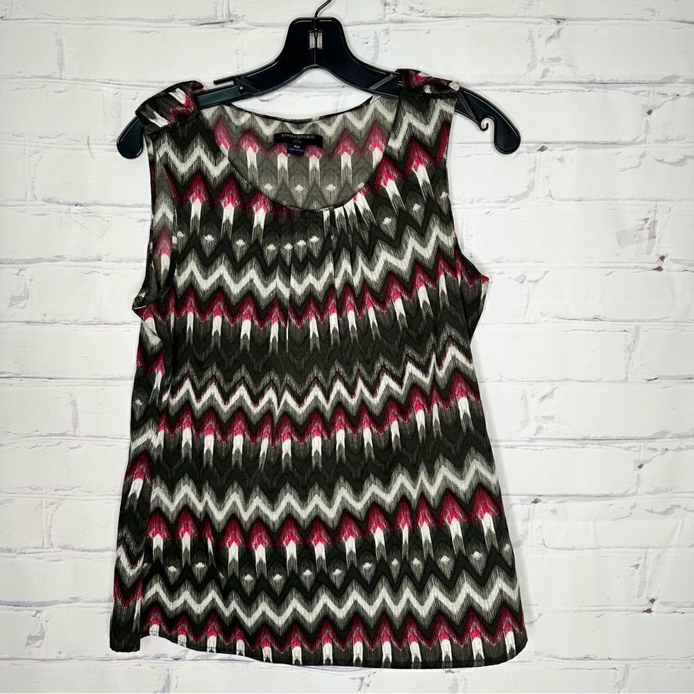 Banana Republic medium petite tank top‎